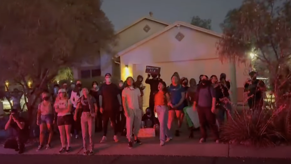 Arizona Sheriff Calls ICE Protesters ‘Idiots’ for Disrupting Officers During Drug Bust, Mistaking It for Immigrant Arrests: ‘They Don’t Have Individual Thought, They Have Group Think’