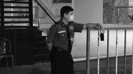 California Security Guard Forced by Employer to 'Physically Stop ICE Agents' from Entering