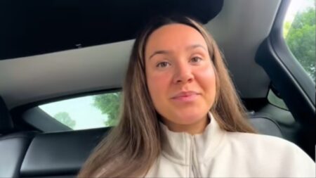 New York Woman gets stranger Uber driver