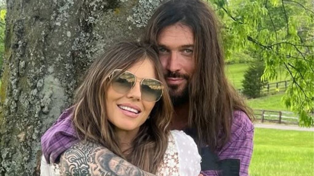 Elizabeth Hurley- Billy Ray Cyrus