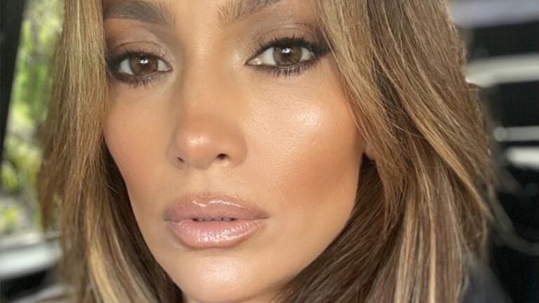 Jennifer Lopez Humiliated With ‘Brutal’ Comment From Former Co-Star In Celebrity Reveal Interview Jennifer Lopez close up