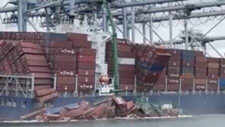Shipping containers fall off the Mississippi in Long Beach, California