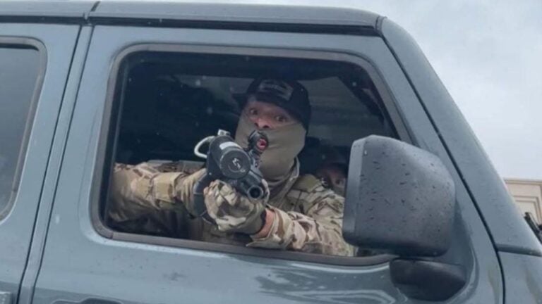 ICE agent in Chicago