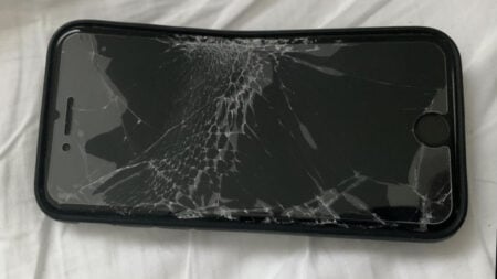 Pennsylvania Landlord Smashes Tenant’s Phone for Being Recorded While Forcibly Entering the Home: ‘I Asked if He Was Okay and He Spit on Me’ Pennsylvania Landlord Smashes Tenant’s Phone for Being Recorded While Forcibly Entering the Home