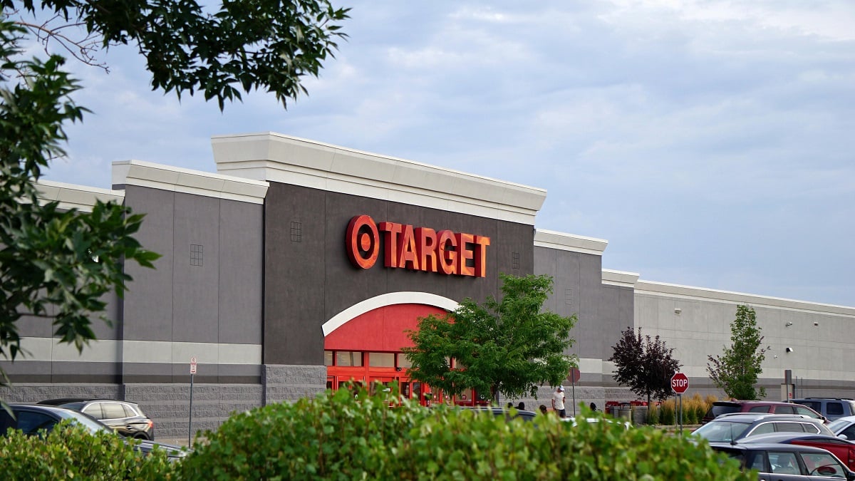 Target’s Absurd 10-4 Policy Goes Viral After New York Newscaster Shows How It Works: ‘Solution: Pay your workers $30/Hr and they will be smiling ear to ear